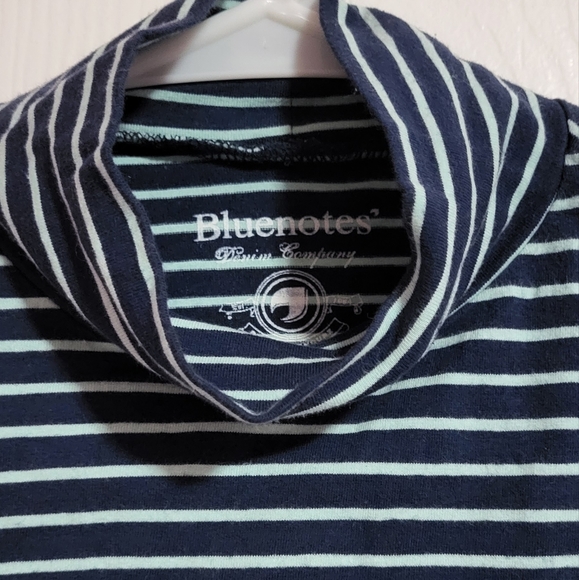 Cropped mock neck long sleeve - Picture 2 of 3